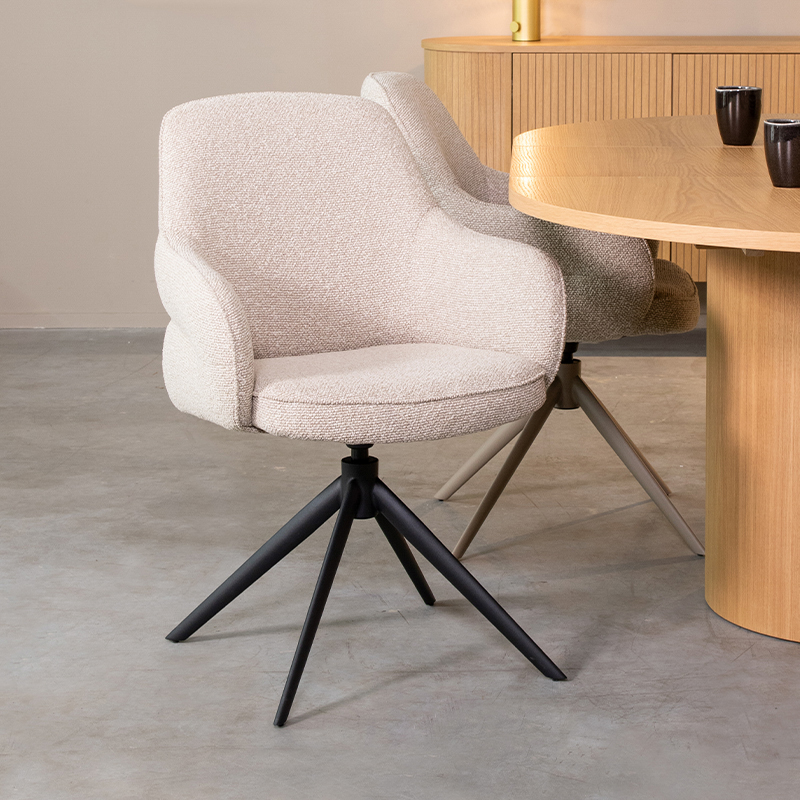 Eetkamerstoel Bern - Armleuning - Naturel Beige - Royal Boucle - Landelijk - LABEL51