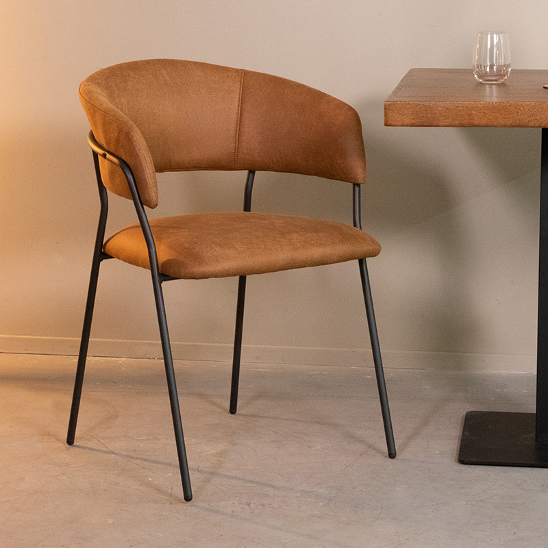 Eetkamerstoel Luuk - Armleuning - Cognac - Micro Suede - Modern - LABEL51