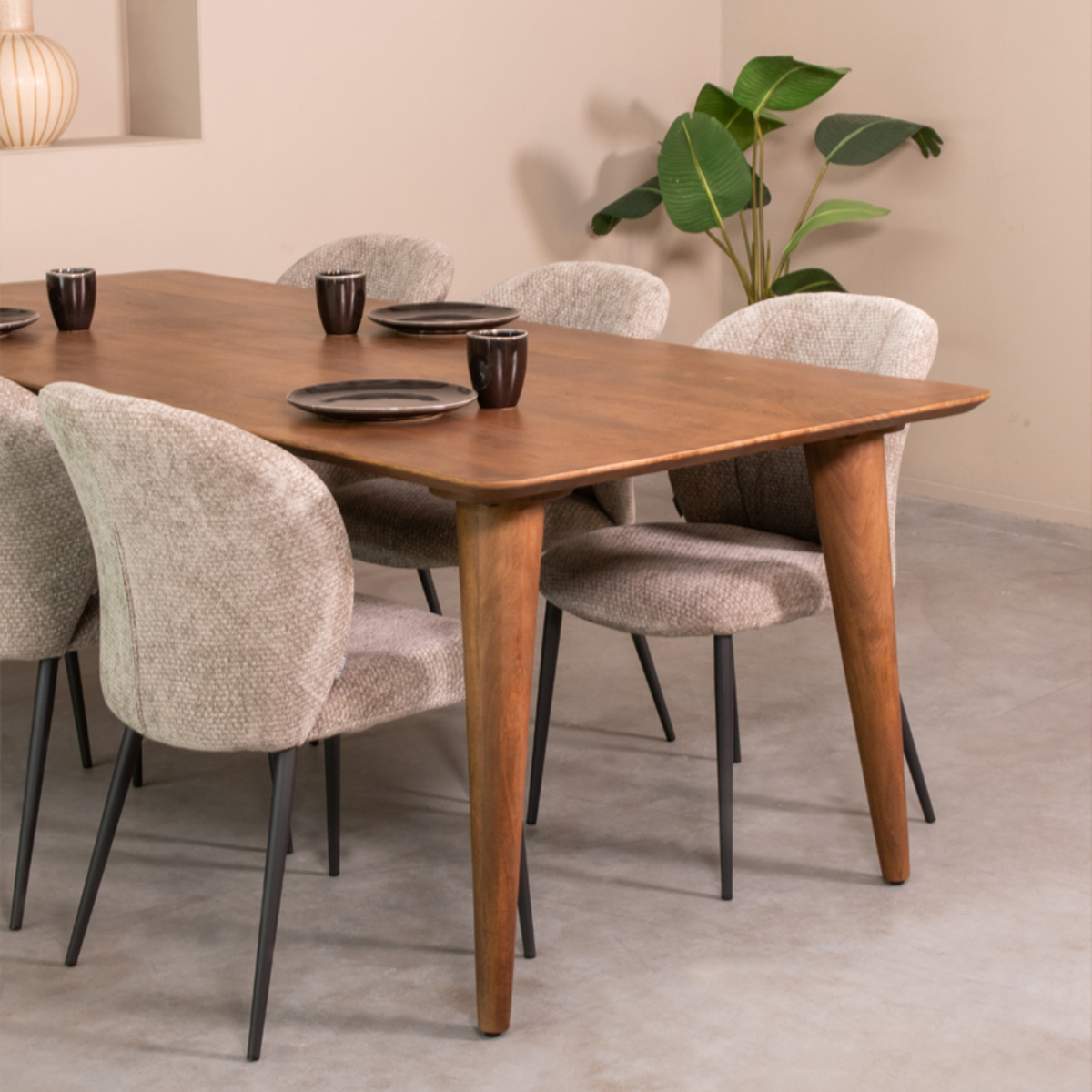 Eetkamertafel Fly - Nature Smooth - Mangohout - Landelijk - LABEL51