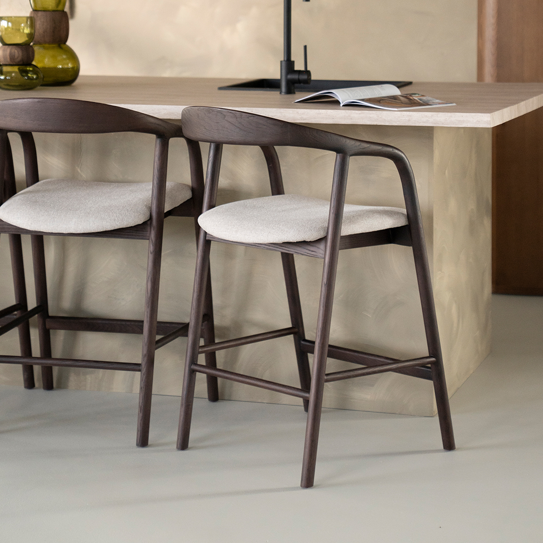 Barkruk Rayven - Zonder armleuning - 55x61x94 cm - Bruin - Stof - Japandi - Eleonora